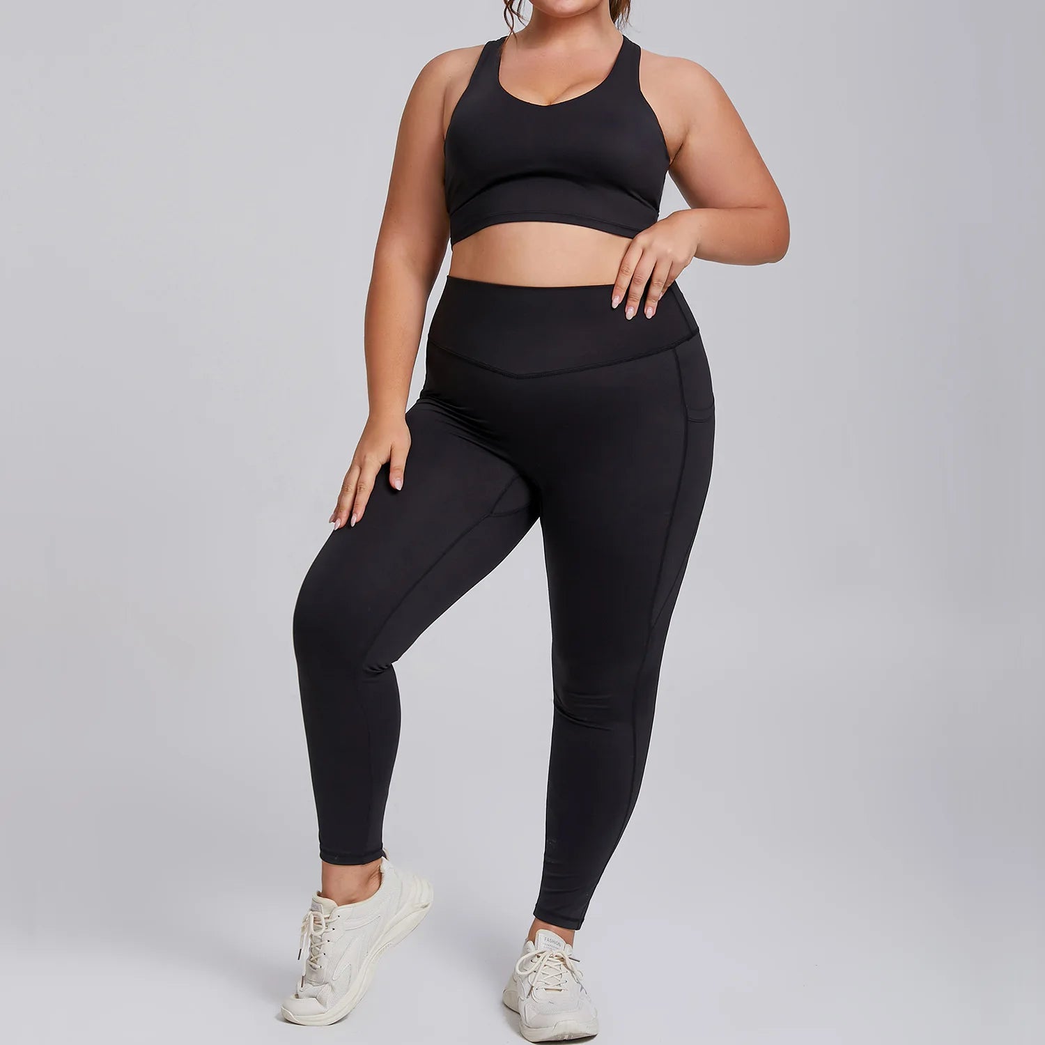 Plus Size Activewear Set – Sports Bra & Super Stretch Gym Leggings
