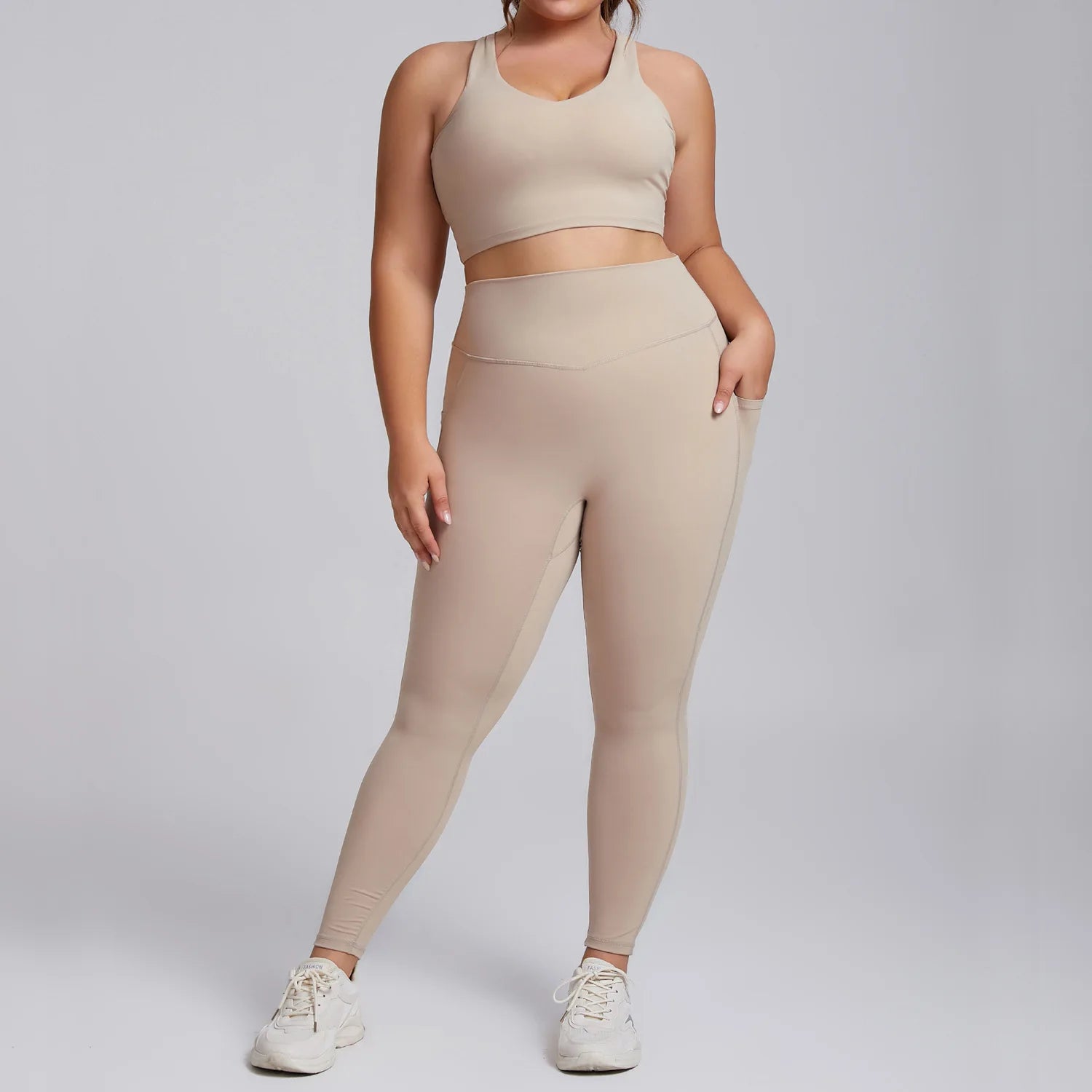 Plus Size Activewear Set – Sports Bra & Super Stretch Gym Leggings