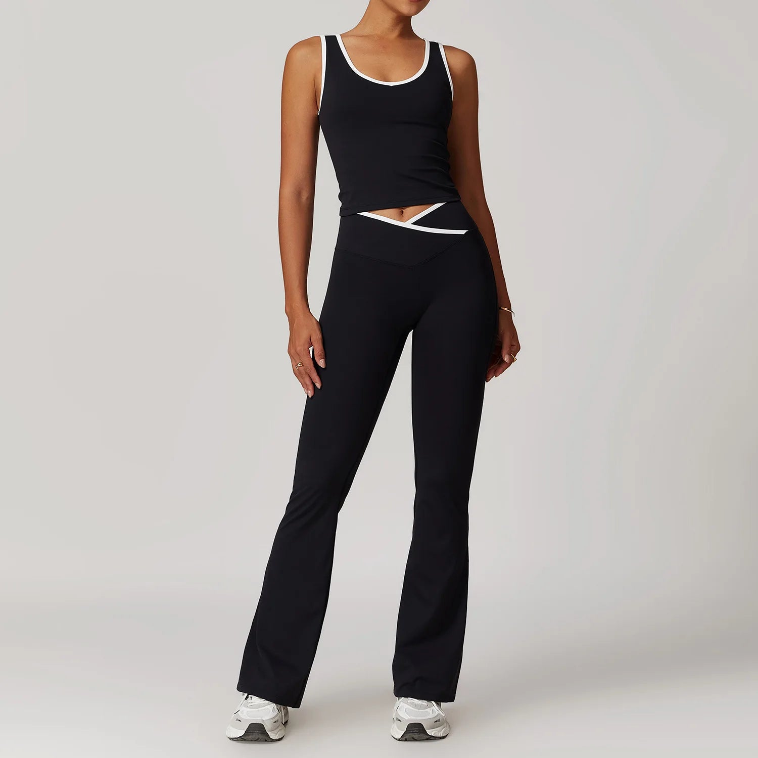High-waisted leggings and sports top