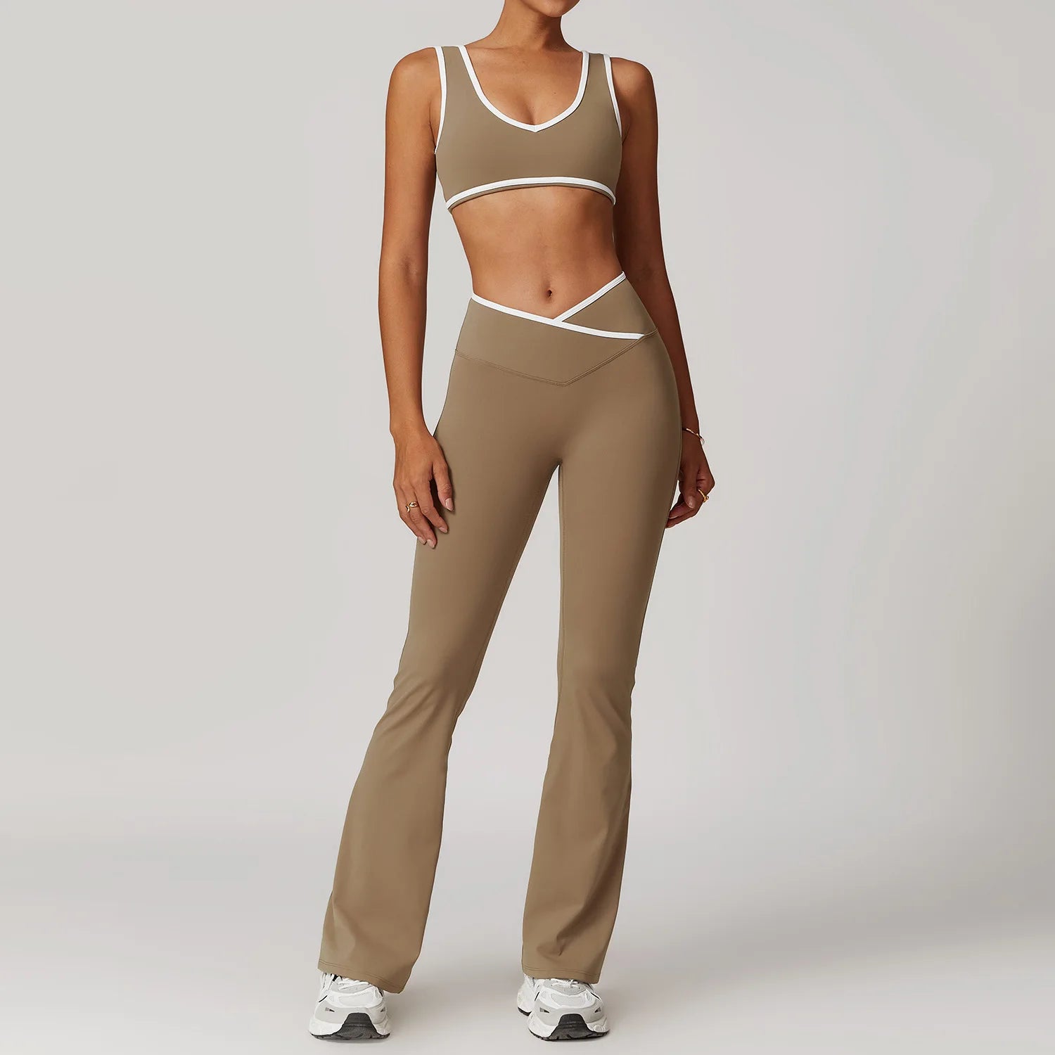 High-waisted leggings and sports top