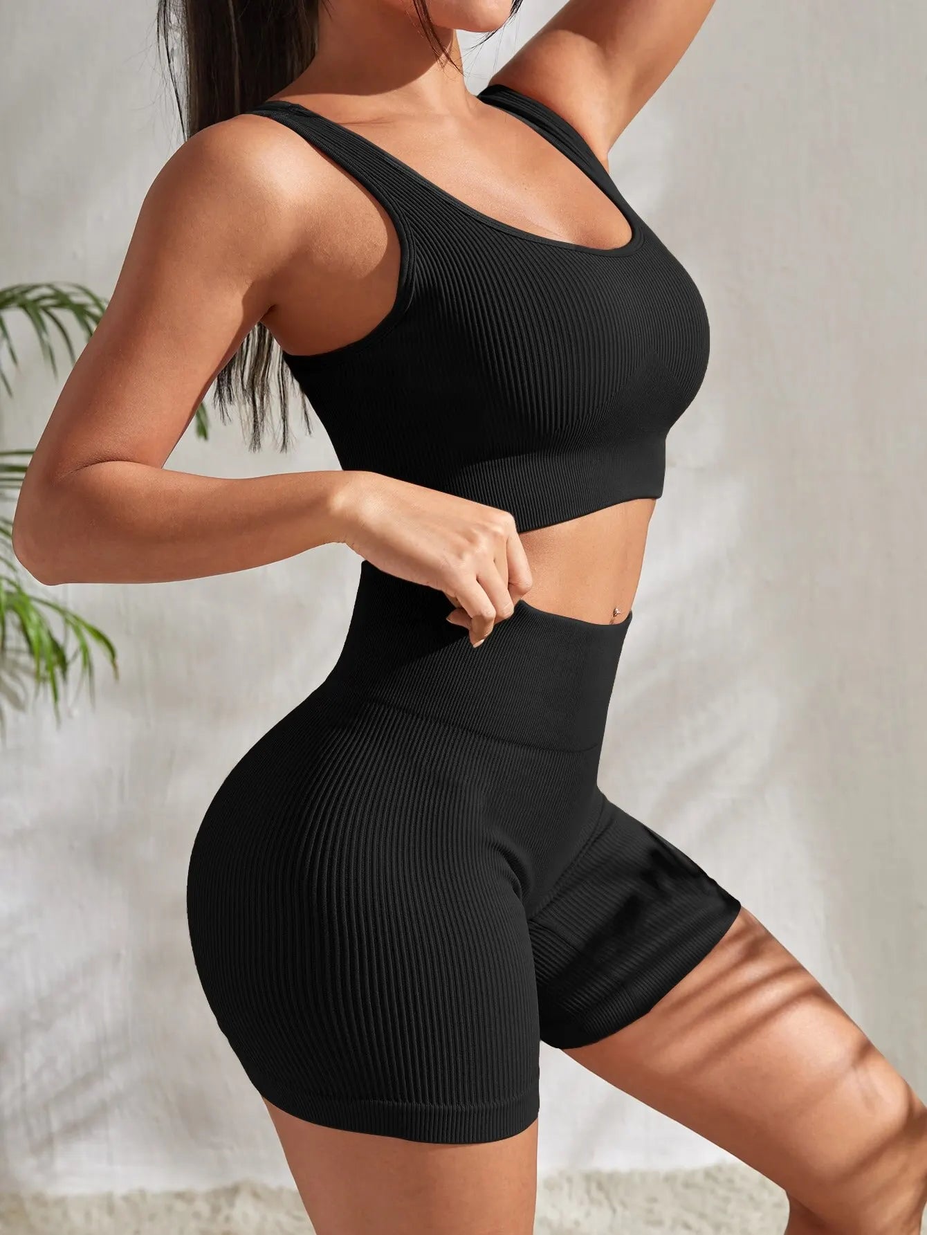 Seamless Ribbed Workout Set – Crop Tank & High Waist Shorts